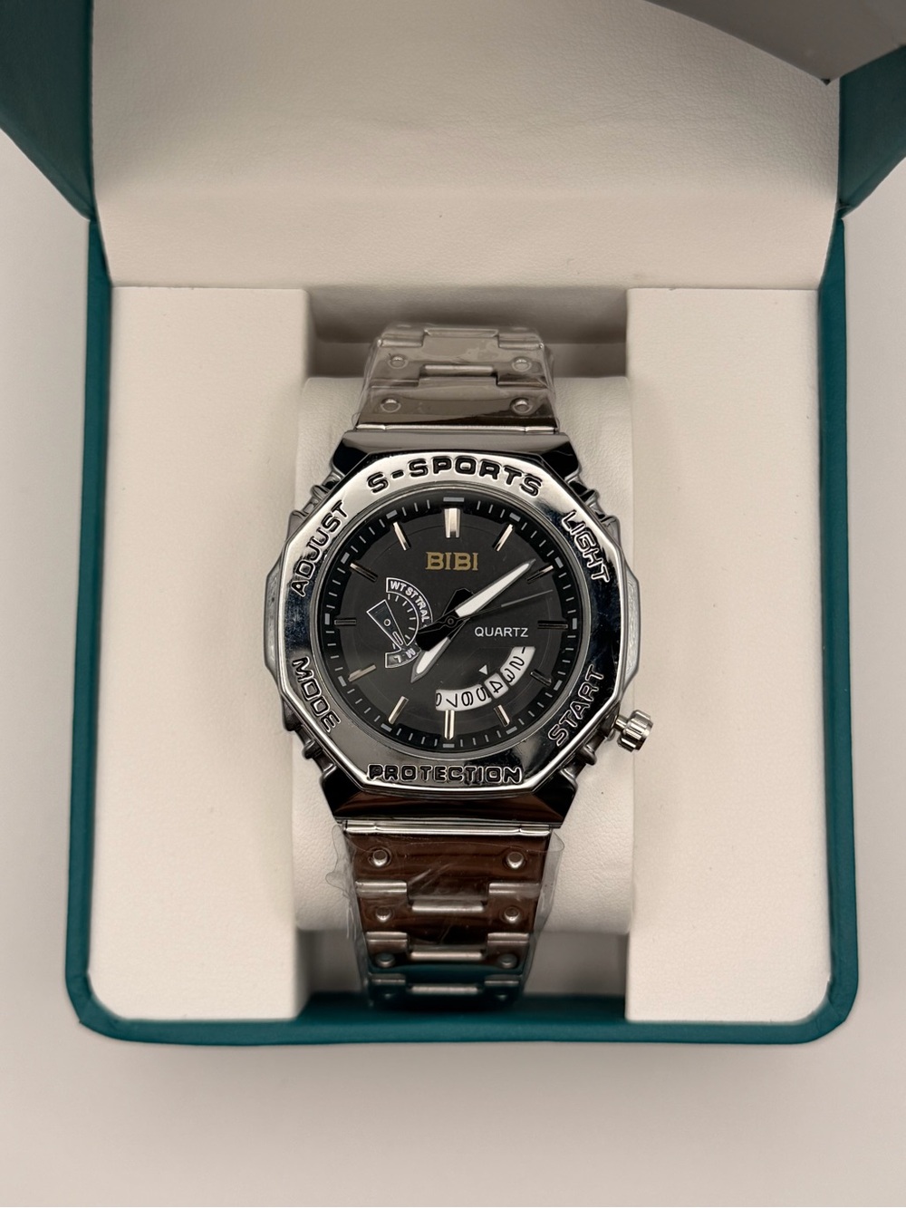 BiBi Black and Silver Men's Sports Watch with Metal Bracelet